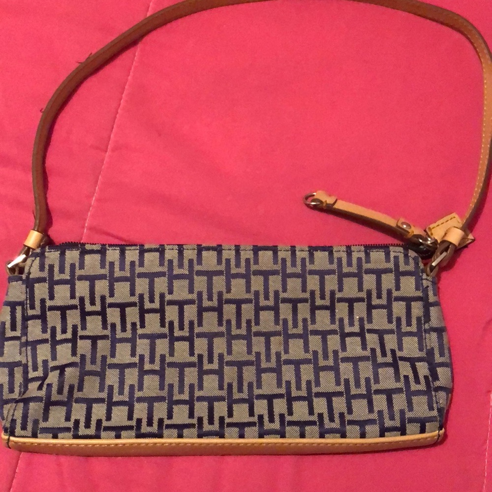 Tommy Hilfiger Purse